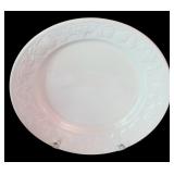 DR - Vintage International Tableworks Devonshire 8-Piece Dinnerware Set with Embossed Fruit Pattern