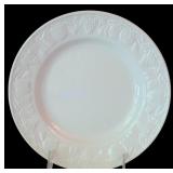 DR - Vintage International Tableworks Devonshire 8-Piece Dinnerware Set with Embossed Fruit Pattern