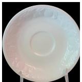 DR - Vintage International Tableworks Devonshire 8-Piece Dinnerware Set with Embossed Fruit Pattern