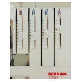 LL - Bernina 700D Serger Overlock Sewing Machine