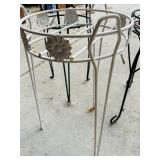G - Set of 3 Metal Plant Stands, 21 Inch Tall