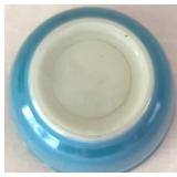 Set of 5 Vintage Pyrex Mixing Bowls in Multicolor