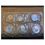 1962 U.S. Mint Philadelphia Uncirculated Coin Set in Original Packaging