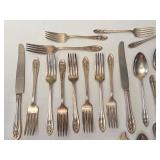 Vintage Luxor Plate Wm. A. Rogers Flatware Set with Floral Pattern - 44 Pieces