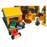 LR - Assorted Vintage Fisher Price Little People Playsets and Figures