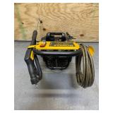 DeWalt 1500 PSI 2.0 GPM Cold Water Electric Pressure Washer with pump/motor