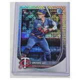 Brooks Lee Rookie 2025 Topps Chrome Mojo Refractor #72 - Minnesota Twins Baseball Card