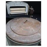 ANTIQUE 1912 EASY COPPER DRUM ELECTRIC WASHING MACHINE