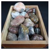 AGATES AND POLISHED ROCKS