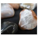 AGATES AND POLISHED ROCKS