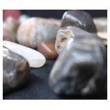 AGATES AND POLISHED ROCKS