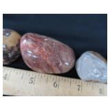 AGATES AND POLISHED ROCKS