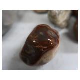AGATES AND POLISHED ROCKS