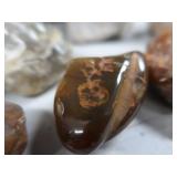 AGATES AND POLISHED ROCKS