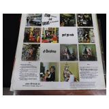 HEIRLOOM CHRISTMAS TREE STAND / CHRISTMAS ALBUMS