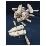 5 SMALLER VINTAGE WOOD HAND SCREW CLAMPS.