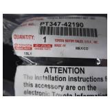 NEW IN PKG RAV 4 HIDEAWAY CARGO NET