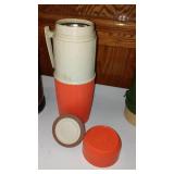 Vintage lot Jewelry Box, Hairdryer, Munster and Oyster Fryer, Salad Maker. Thermos (5)