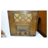 Vintage Cornado Radio and Columbia Turntable, Lamp.