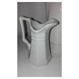 Hazel Atlas Nesting Hen (2) and Pitchers.