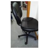 Swivel 5 Caster Secretary Chair.