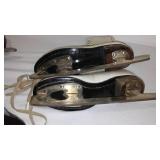 Vintage Youth Ice Skates (3)  Super Cute.