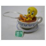 Hallmark Keepsake Ornament Collection - Disney, Looney Tunes, I Dream of Jeannie