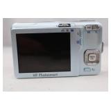 HP Photosmart Digital Camera with Charger and Power Adapter