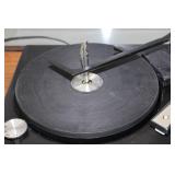 Vintage Panasonic Model RD-7673 Automatic Turntable with Dust Cover