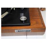 Vintage Panasonic Model RD-7673 Automatic Turntable with Dust Cover