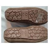 New  Brown UGG  Dakota Slippers  Women