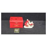 Department 56 Snowbabies Kitten Courier Figurine with Box