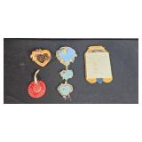 Collection of Assorted Vintage Refrigerator Magnets and Kitchen Decor