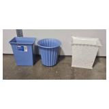 Set of 6 Assorted Plastic Wastebaskets Trash Cans