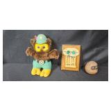 Vintage Owl Decor and Collectibles Collection with Plush Toys and Artwork - "HOO" Loves Owls?