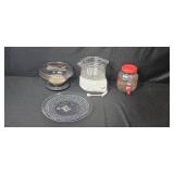 Kitchen Appliance Lot: Black & Decker Handy Steamer, Presto PowerPop Popcorn Maker, Beverage Dispenser, and Plate