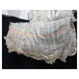 Belkin Laptop Cooling Lounge Model F5L028 with 3 Assorted Throw Blankets