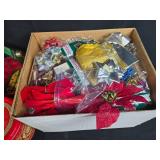 Misc Christmas Decor Inc VTG Revolving Tree Stand (untested)