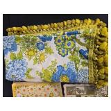 Collection of Vintage and Decorative Place Mats and Table Linens