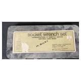 Hollywood Accessories Socket Wrench Set in Case - Metric and Inch