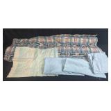 Queen Size Comforter with Mixed Linens Set