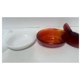 Two 4" Hen on Nest. White and Red