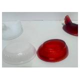 Two 4" Hen on Nest. White and Red