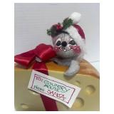 Vintage Annalee Christmas Mouse with Cheese