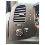 2011 CHEVROLET SILVERADO 1500 LT *1 Owner | 4x4 | No Accidents* (NO RESERVE)