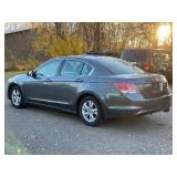 2009 HONDA ACCORD LX-P *No Accidents* (NO RESERVE)