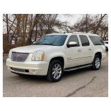 2010 GMC YUKON XL DENALI *All Wheel Drive* (NO RESERVE)