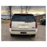 2010 GMC YUKON XL DENALI *All Wheel Drive* (NO RESERVE)