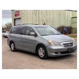 2005 HONDA ODYSSEY EX-L W/DVD *2 Owner* (NO RESERVE)