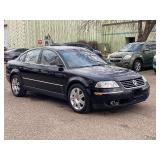 2005 VOLKSWAGEN PASSAT GLX (NO RESERVE)
